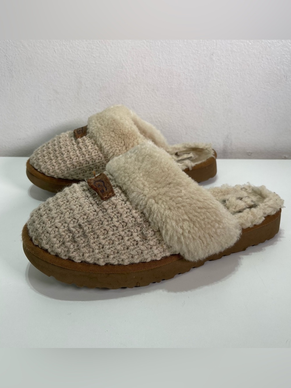 UGG Women's 8.5 Cozy Chunky Knit Slide Slippers Cream Shearling Trim